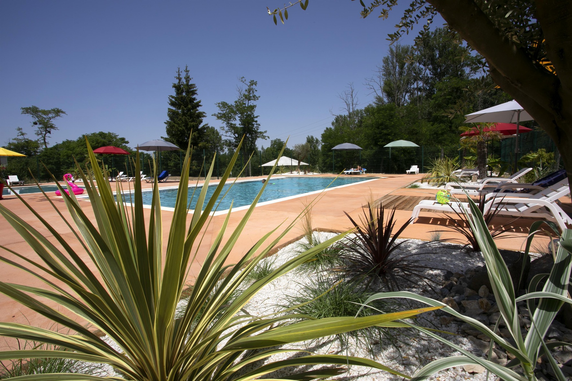 piscine camping mazeres