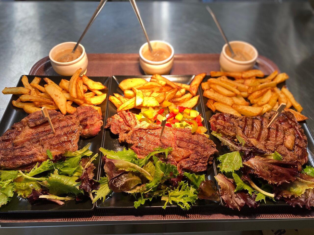Entrecote frites salade