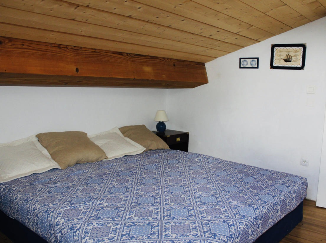 chambre lit double sous combles