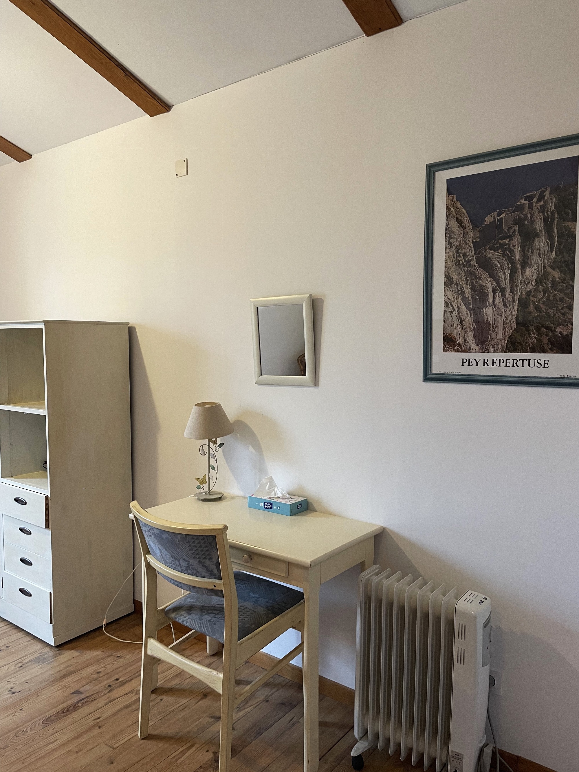 bureau dans chambre double