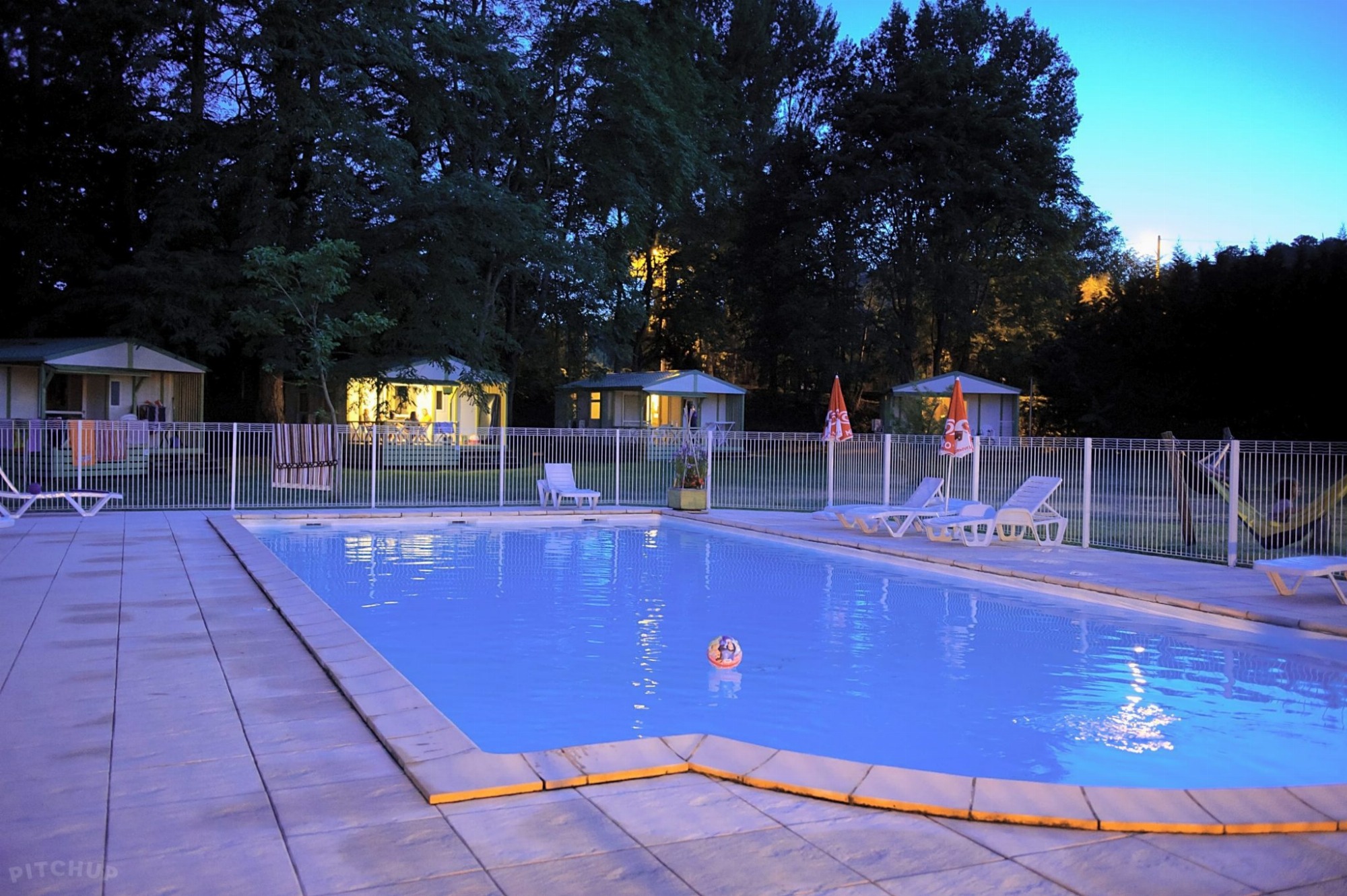 Piscine nuit